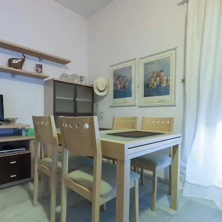 Casa 10-12 Personas Centro Con Aparcamiento Privado Para 2 Coches Σπίτι διακοπών