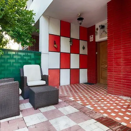 Casa 10-12 Personas Centro Con Aparcamiento Privado Para 2 Coches